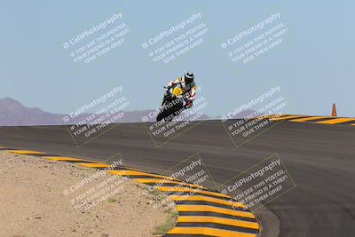 media/Oct-09-2022-SoCal Trackdays (Sun) [[95640aeeb6]]/Turns 9 and 10 (1050am)/